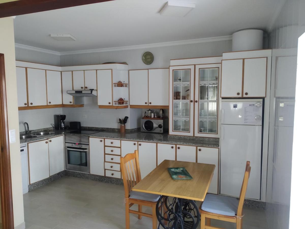 Apartamento Pettit Centro De O Grove Luaran gambar